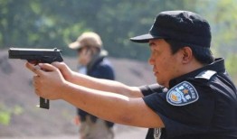 襄阳警察抓捕爆料视频大全,视频大全揭秘惊心动魄执法瞬间